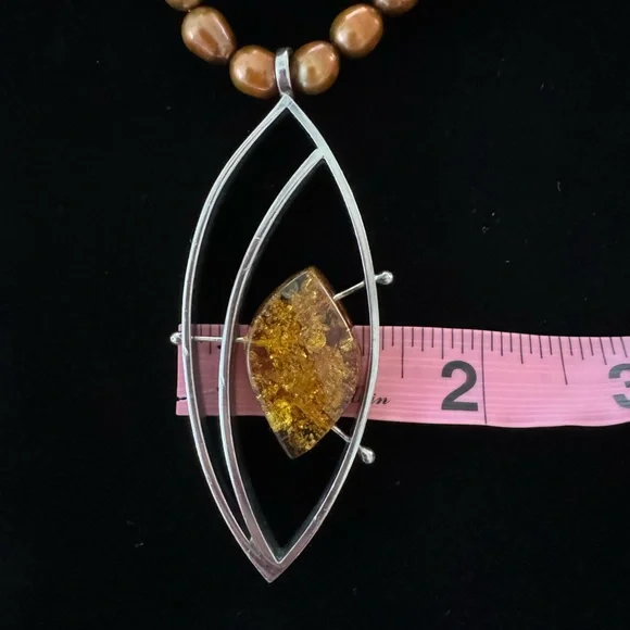 NWOT Hawaiian Kukui Nut Necklace with Amber & Sterling Silver Pendant - Picture 8 of 9